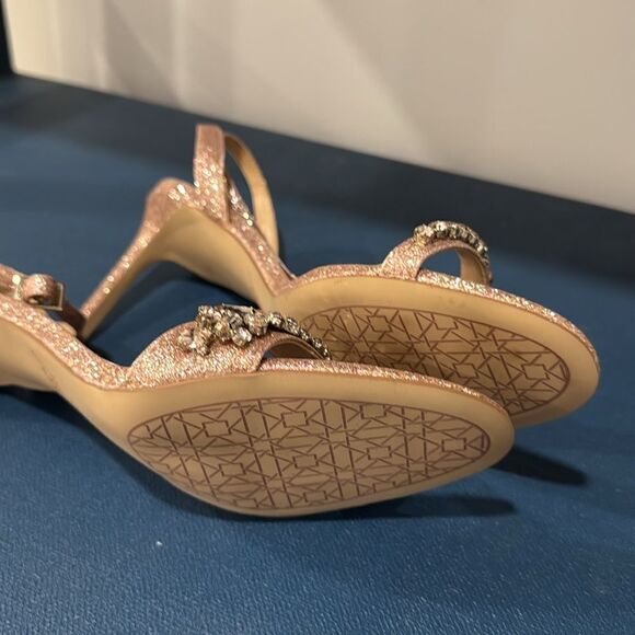 Jewel Badgley Mischka
Women's Dallyce Stiletto Evening Sandals - Picture 4 of 4